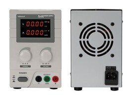 DC-LABOVOEDING 0-30 VDC / 0-5 A MAX - DUBBELE LED-DISPLAY