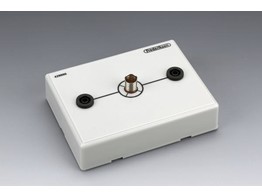 E10 SOCKET MOUNTED ON A PLASTIC BASE