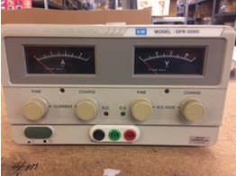 REGELBARE VOEDING 0 TO 30V - 0 TO 6A  ANALOGUE