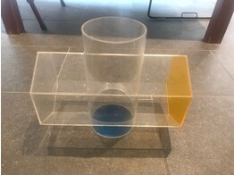 GEOMETRISCHE VORM -HEXAGON PENETRATED BY CYLINDER