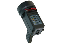 Stroboscope with display  5 digits   5 to 12 500 rpm / accuracy   0.01